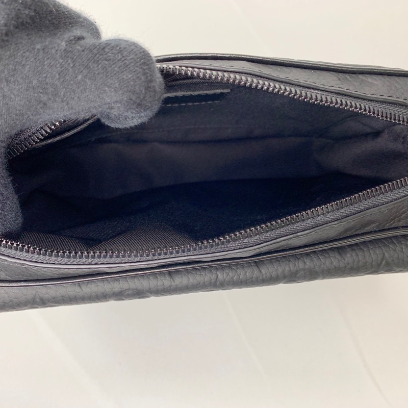 LV 全新Steamer全皮革郵差包-7