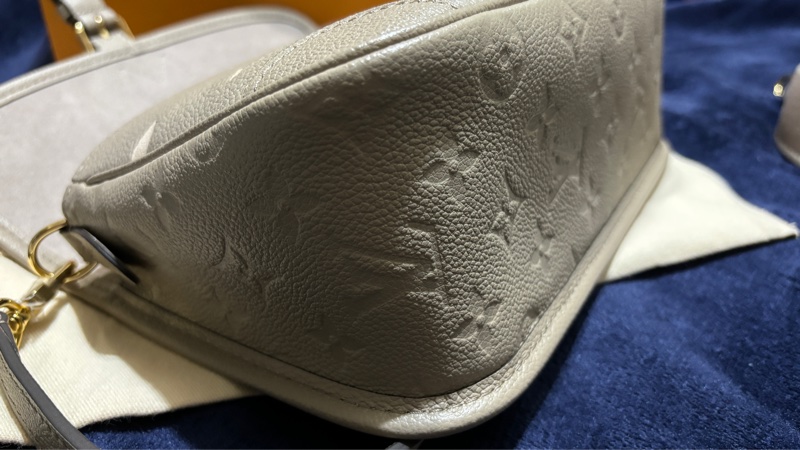 LOUIS VUITTON Diane米色真皮肩/側背包-13