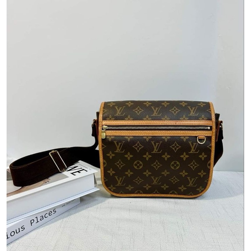 LV老花斜背包 郵差包 記者包-5