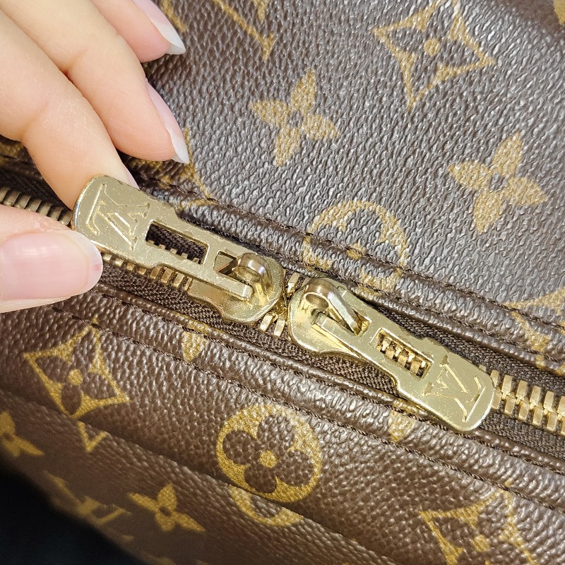 LV出國必備行李箱包/雋永經典款/附行李牌及防塵袋-24