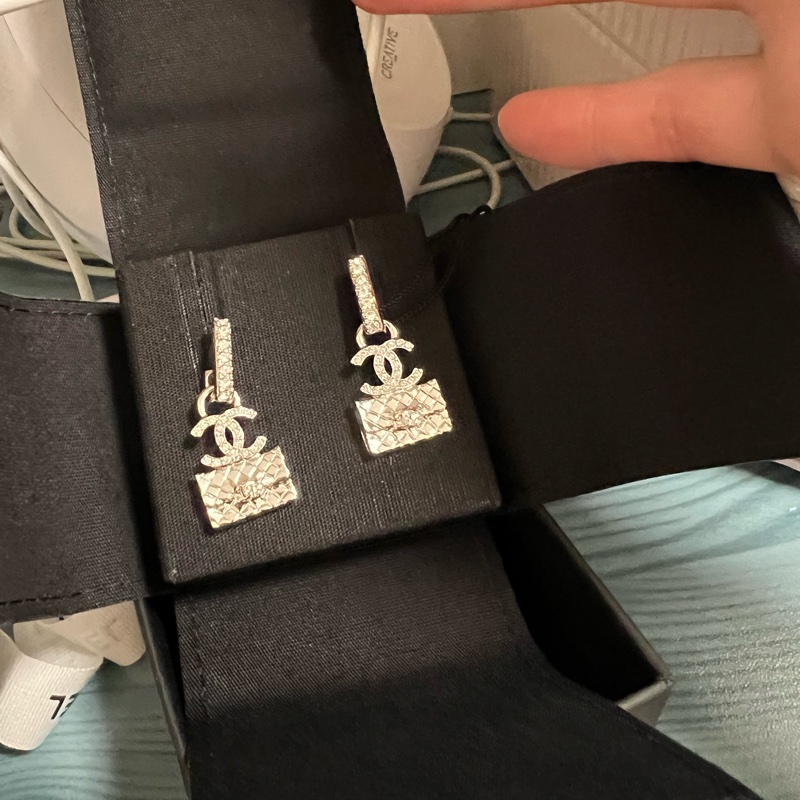 香奈兒 Chanel 手袋 雙c logo 耳環 全新-0