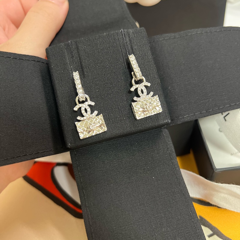 香奈兒 Chanel 手袋 雙c logo 耳環 全新-2