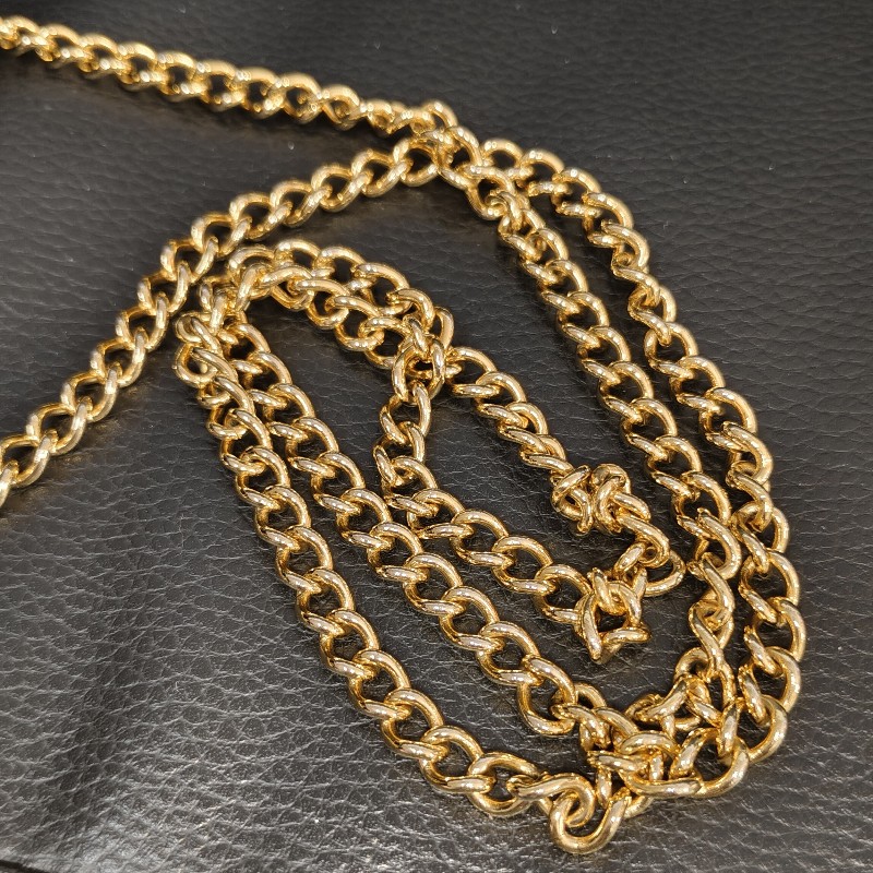 Ferragamo經典鎖頭牛皮鏈條包-21