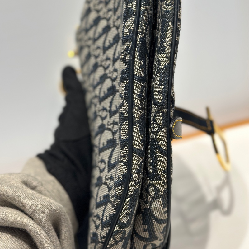 Dior馬鞍腋下包-4