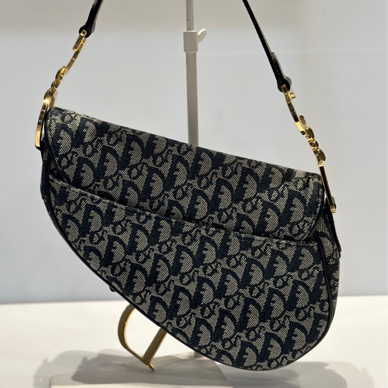 Dior馬鞍腋下包-8