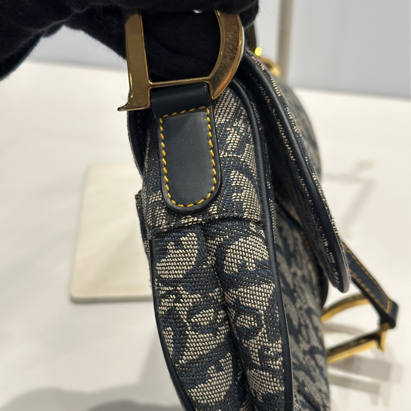 Dior馬鞍腋下包-17