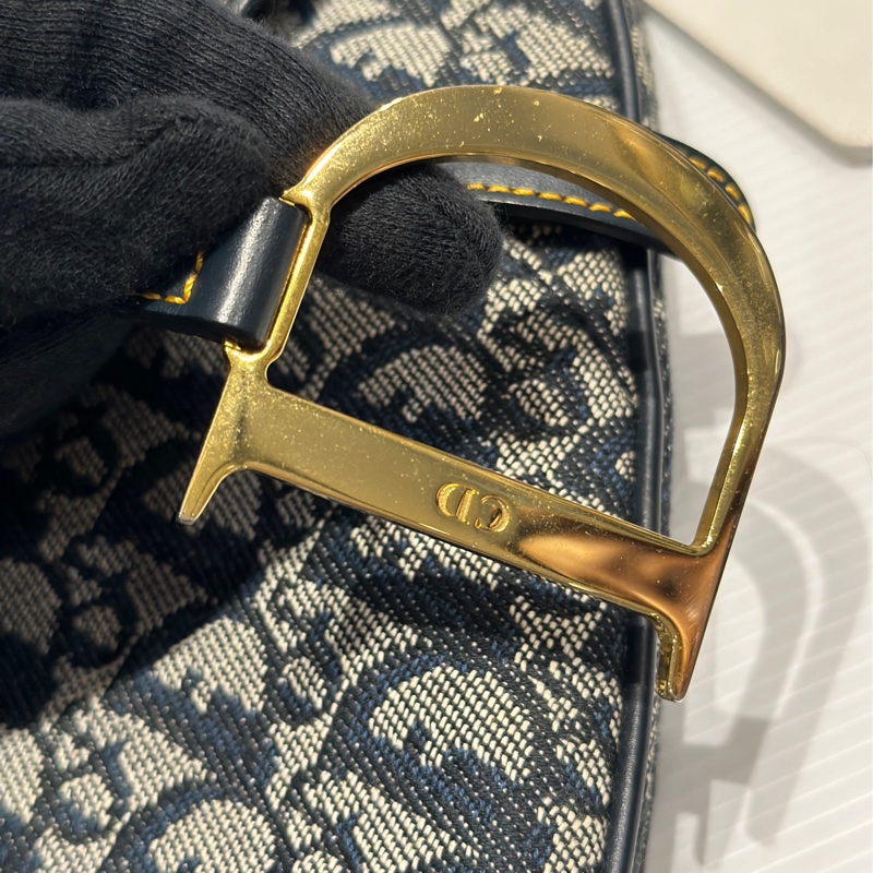 Dior馬鞍腋下包-24