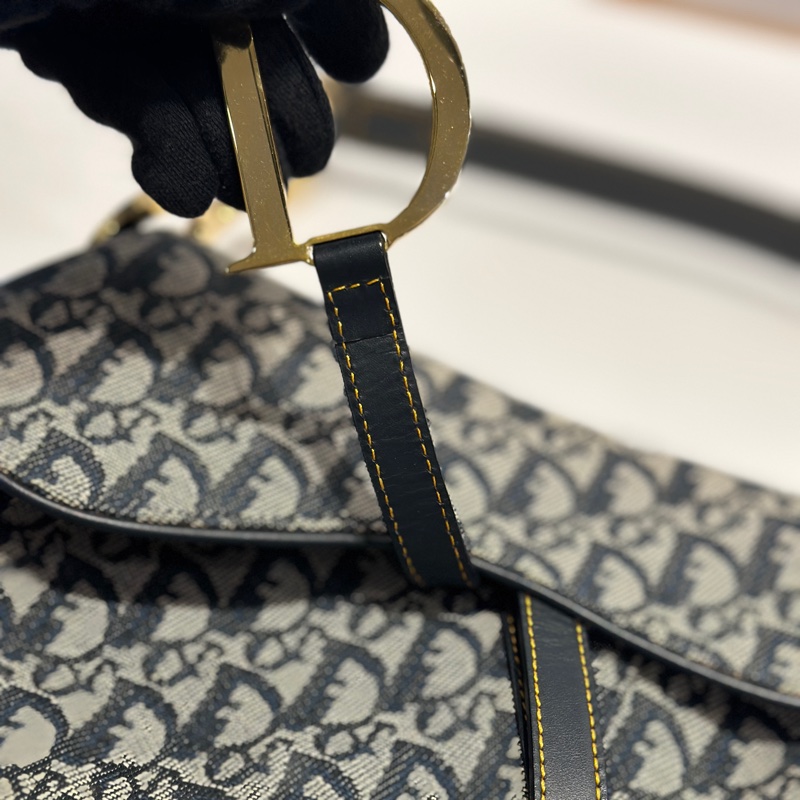 Dior馬鞍腋下包-26