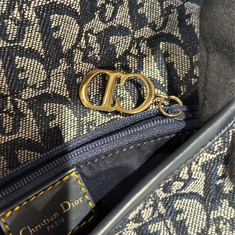 Dior馬鞍腋下包-27