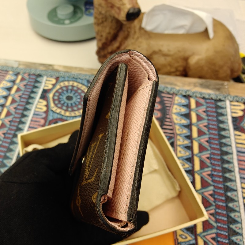 🔥Louis Vuitton LV 老花 信封 粉紅 錢包 皮夾 短夾 銀包 散紙包 零錢格 wallet-18