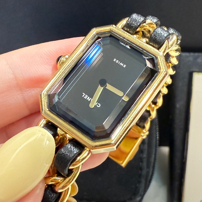 CHANEL 香奈兒 皮穿繩黑金 方糖 首映錶L號-5