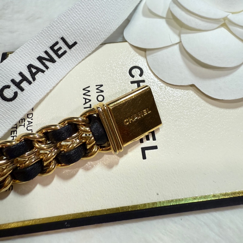 CHANEL 香奈兒 皮穿繩黑金 方糖 首映錶L號-12