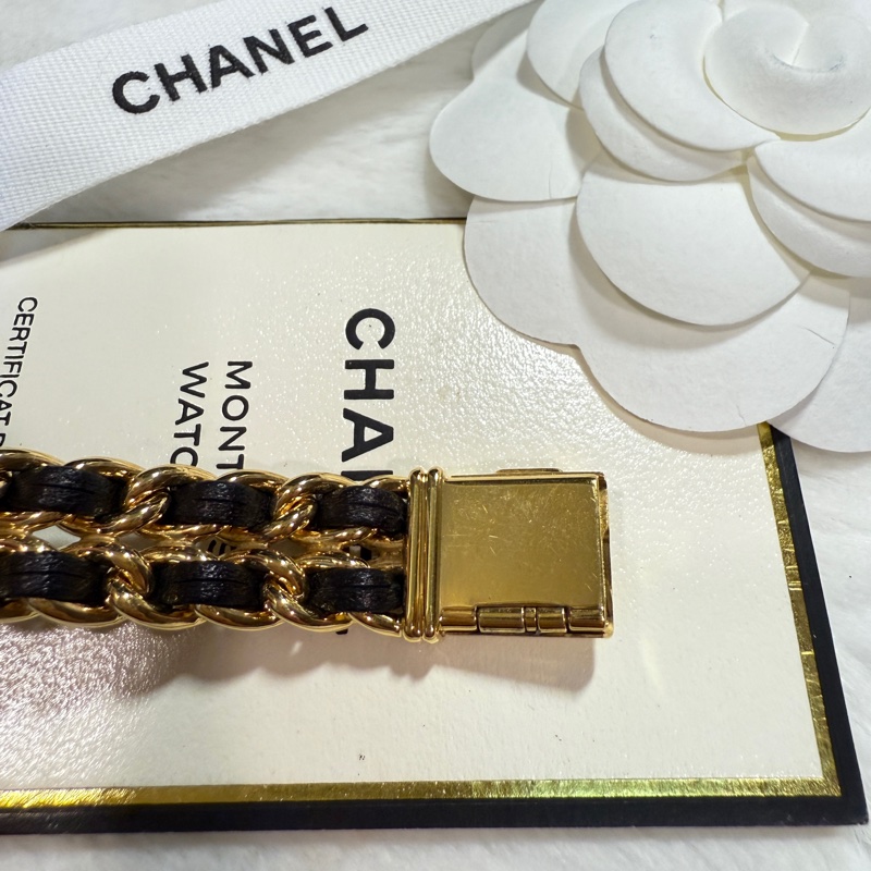 CHANEL 香奈兒 皮穿繩黑金 方糖 首映錶L號-17