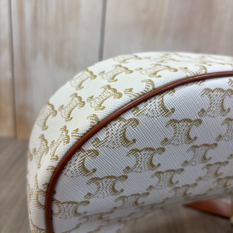 CELINE AVA TRIOMPHE 193952 米色 咖皮 凱旋門 腋下包 彎月包 肩背包 牛角包 可頌包-19