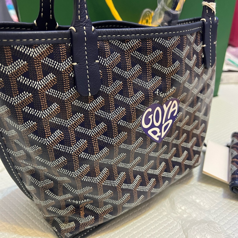 Goyard 愛心 mini tote雙面牛皮-6