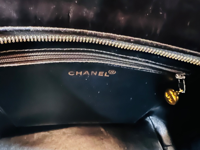 香奈兒vintage老香黑金金幣托特包，可小議-3