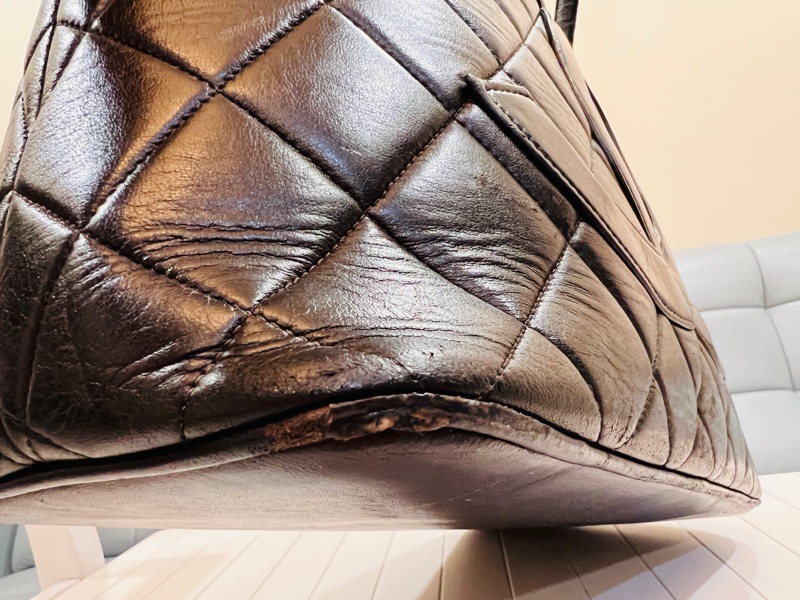 香奈兒vintage老香黑金金幣托特包，可小議-9