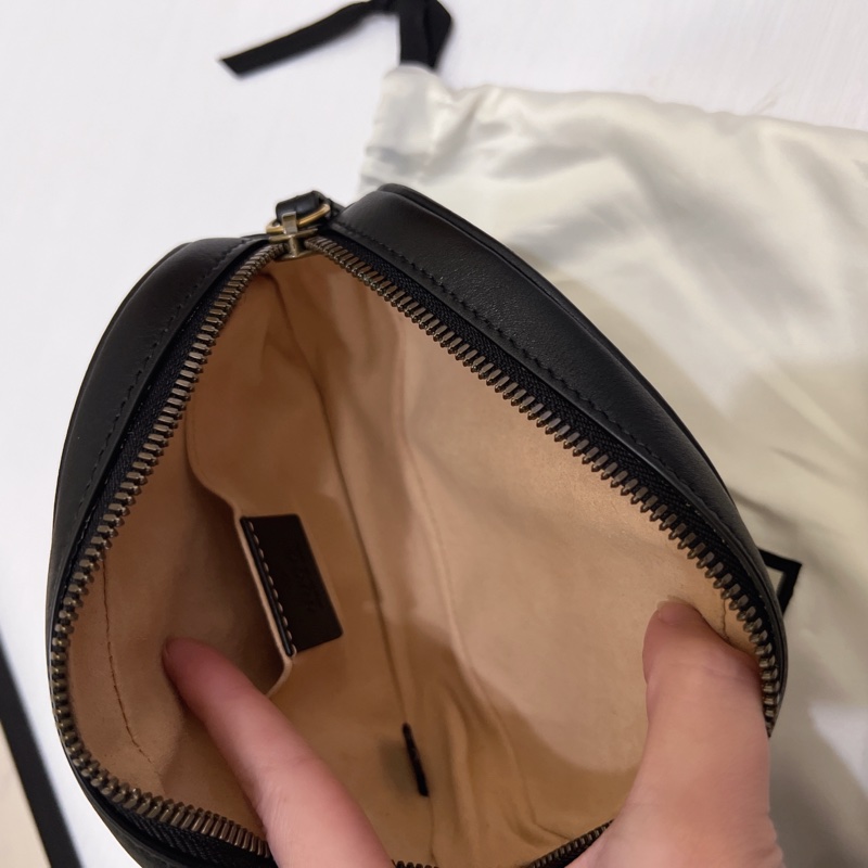 Gucci 馬夢marmont 黑金腰包-10