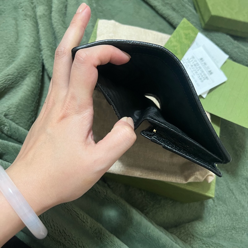 近全新顏色稀有Gucci短夾-10