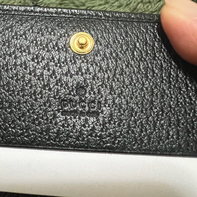 近全新顏色稀有Gucci短夾-17