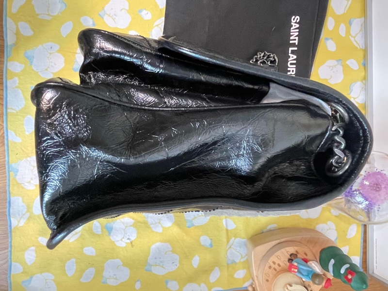 ❤️熱門實用 YSL  Saint Laurent Niki 包 中款 黑銀款 近全新-7