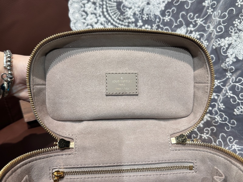 Louis Vuitton Vanity PM 大象灰老花-13