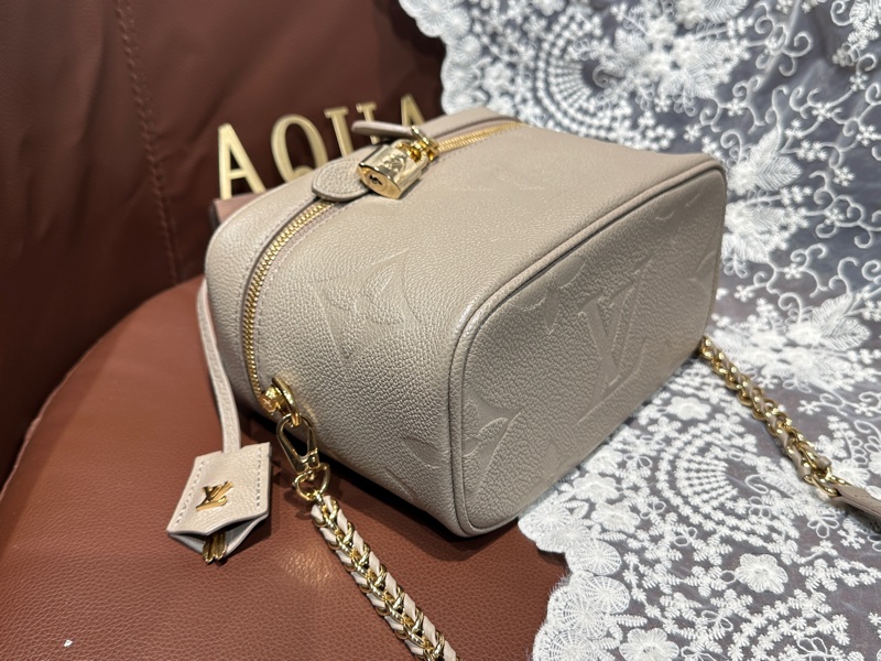 Louis Vuitton Vanity PM 大象灰老花-15