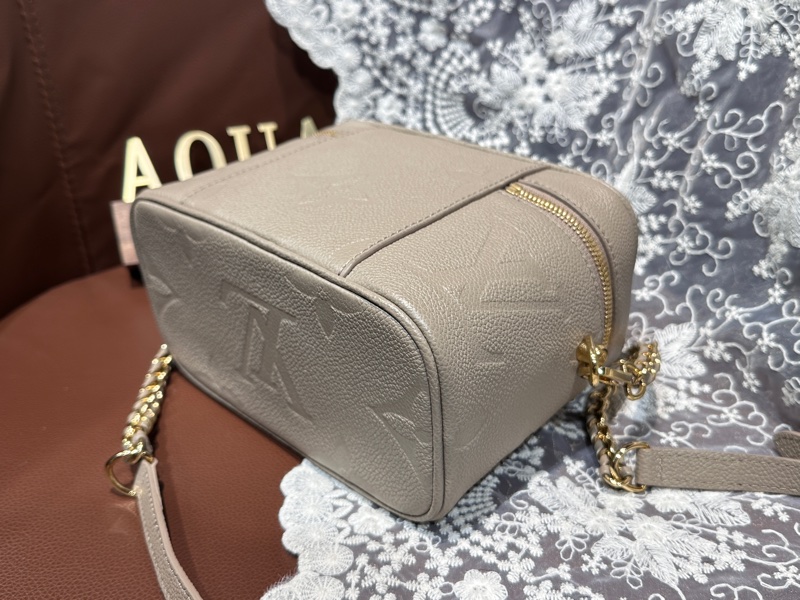 Louis Vuitton Vanity PM 大象灰老花-18