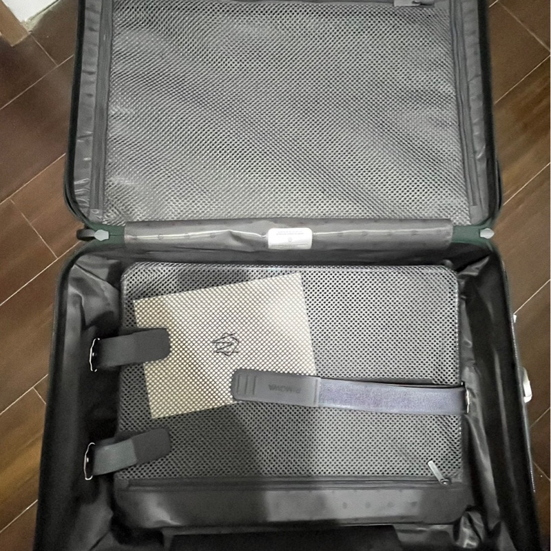 RIMOWA ESSENTIAL CABIN-7