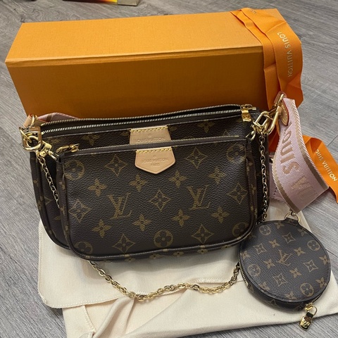 LV 5合ㄧ麻將包 M44840 買回來沒使用過 放衣櫥內