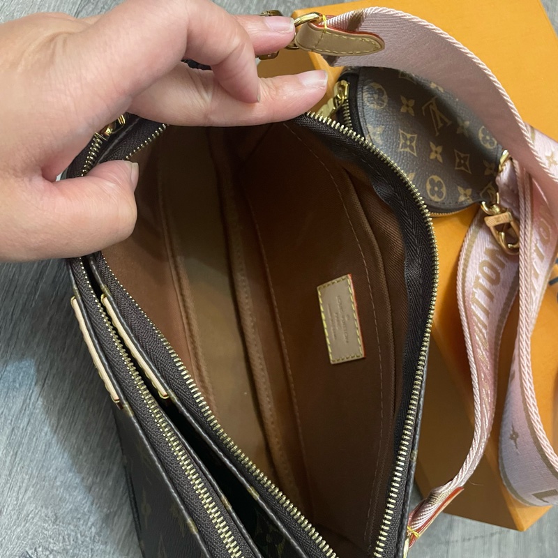 LV 5合ㄧ麻將包 M44840 買回來沒使用過 放衣櫥內-17
