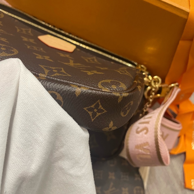 LV 5合ㄧ麻將包 M44840 買回來沒使用過 放衣櫥內-21