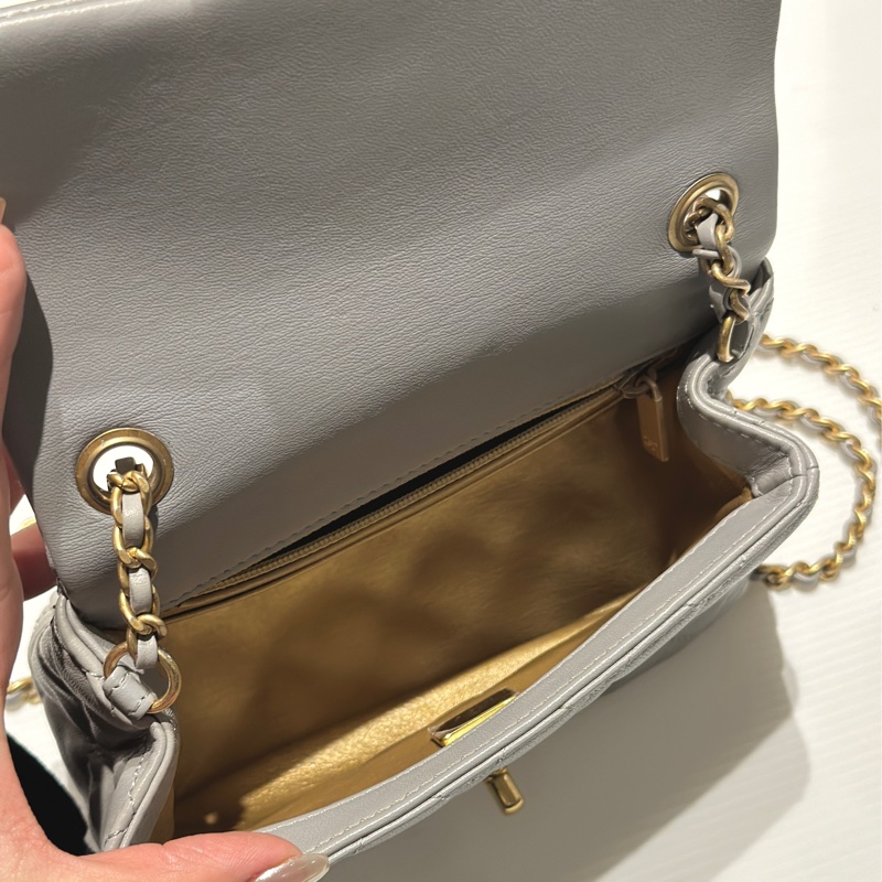 Chanel灰色金球方胖-4