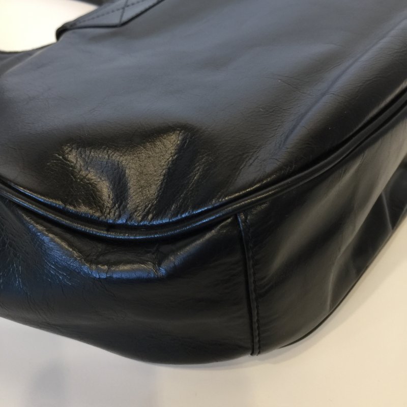 GIVENCHY 紀梵希 黑色全皮 彎月肩背包 /側肩包-7