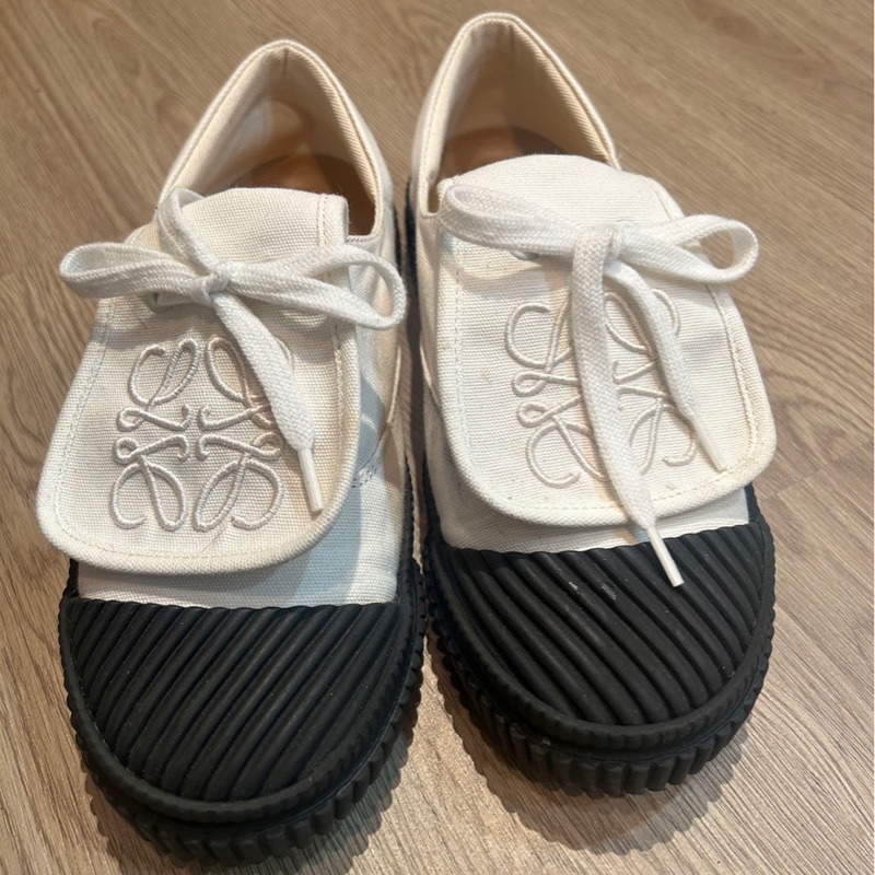 LOEWE羅威餅乾鞋Anagram Flap Sneaker-3