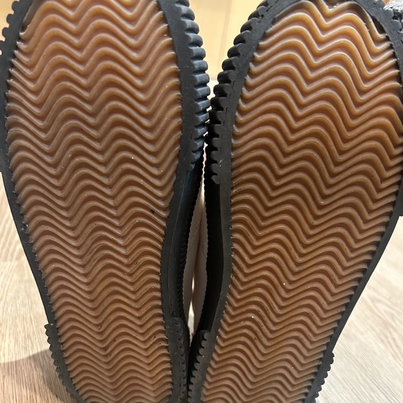 LOEWE羅威餅乾鞋Anagram Flap Sneaker-5