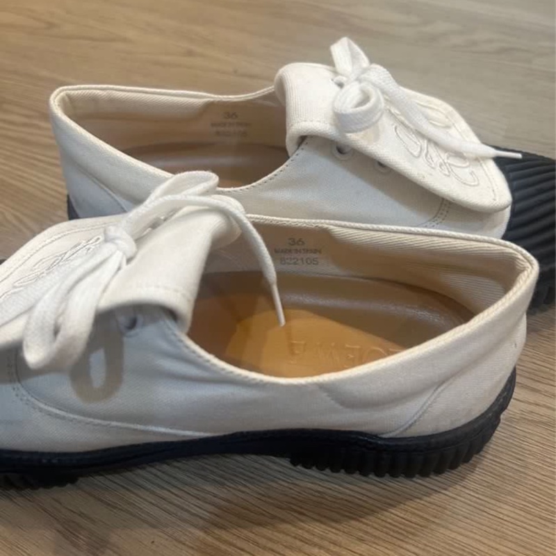 LOEWE羅威餅乾鞋Anagram Flap Sneaker-14