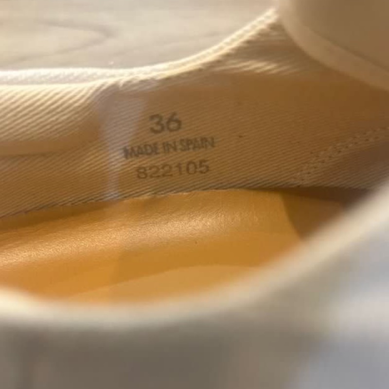 LOEWE羅威餅乾鞋Anagram Flap Sneaker-17