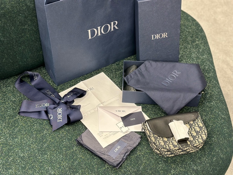 全新全配,有購證✨Dior 馬鞍包 郵差包 oblique mini 信使包 男女皆可背‼️-5