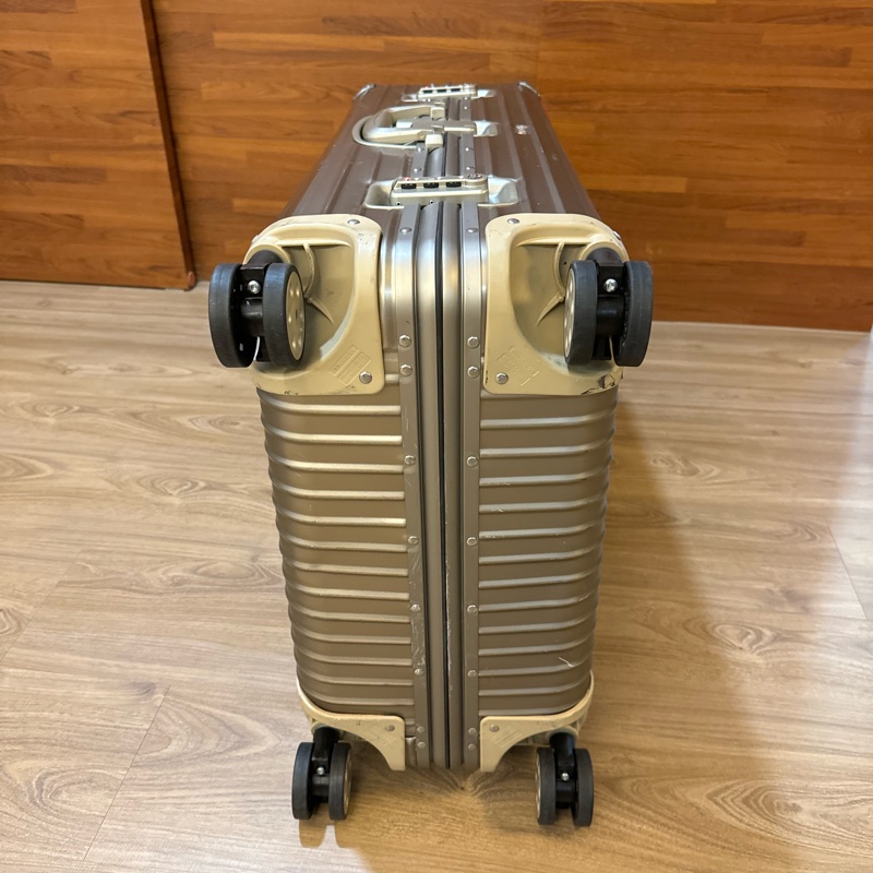 RIMOWA 29寸 鋁鎂合金-5