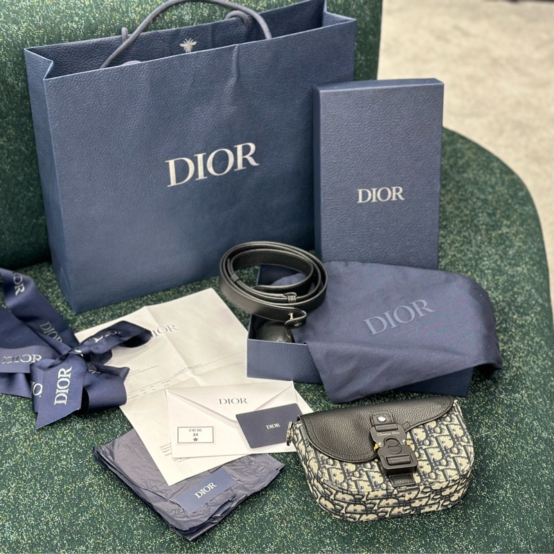 全新全配,有購證✨#Dior #馬鞍包 #郵差包 #信使包 #oblique saddle 老花 19cm 男女皆可背,超時尚‼️-0