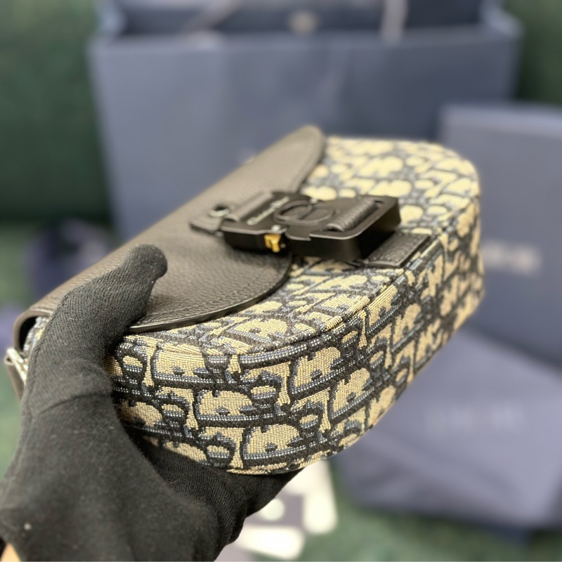 全新全配,有購證✨#Dior #馬鞍包 #郵差包 #信使包 #oblique saddle 老花 19cm 男女皆可背,超時尚‼️-8