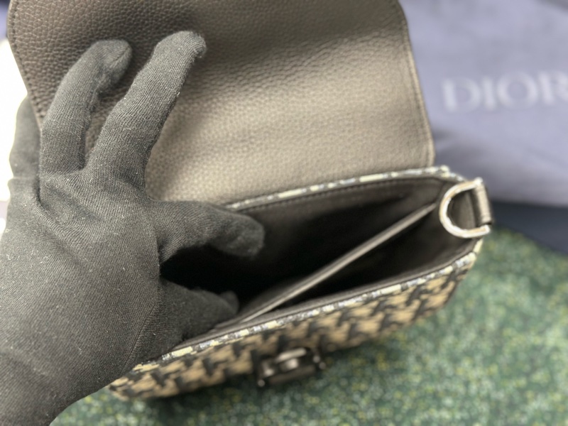 全新全配,有購證✨#Dior #馬鞍包 #郵差包 #信使包 #oblique saddle 老花 19cm 男女皆可背,超時尚‼️-23