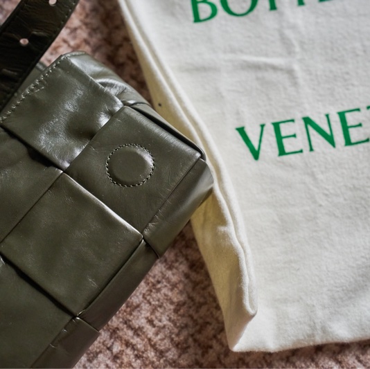 Bottega Veneta - Cassette Belt Bag 編織包 墨綠色 接近全新 二手 BV-9