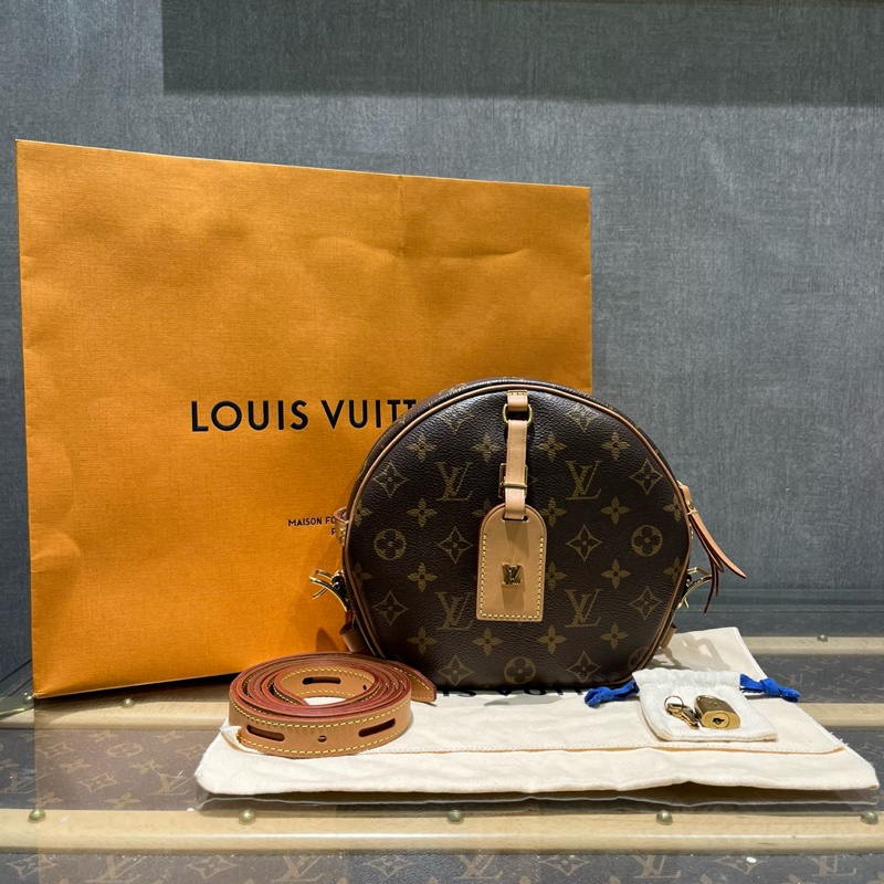❌售出❌ LV Boite Chapeau 大號軟圓餅-0