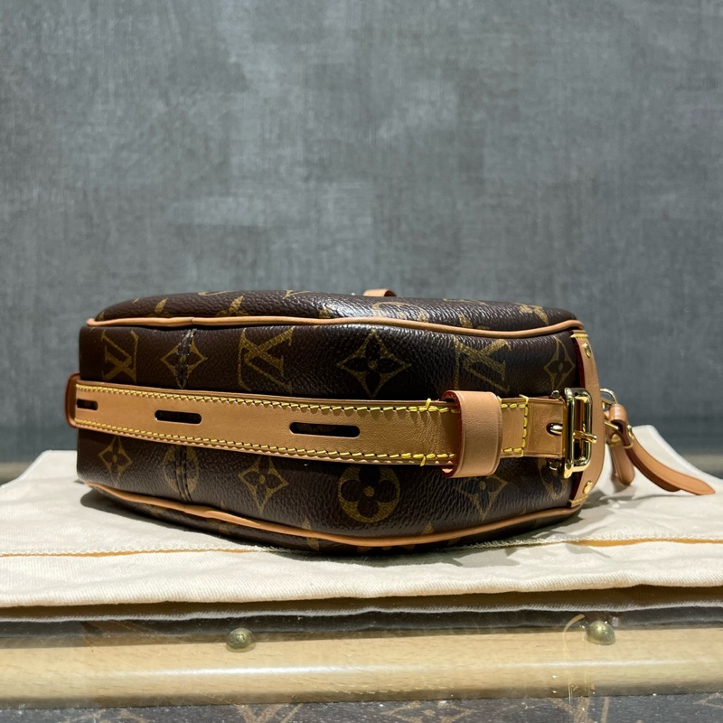 ❌售出❌ LV Boite Chapeau 大號軟圓餅-5