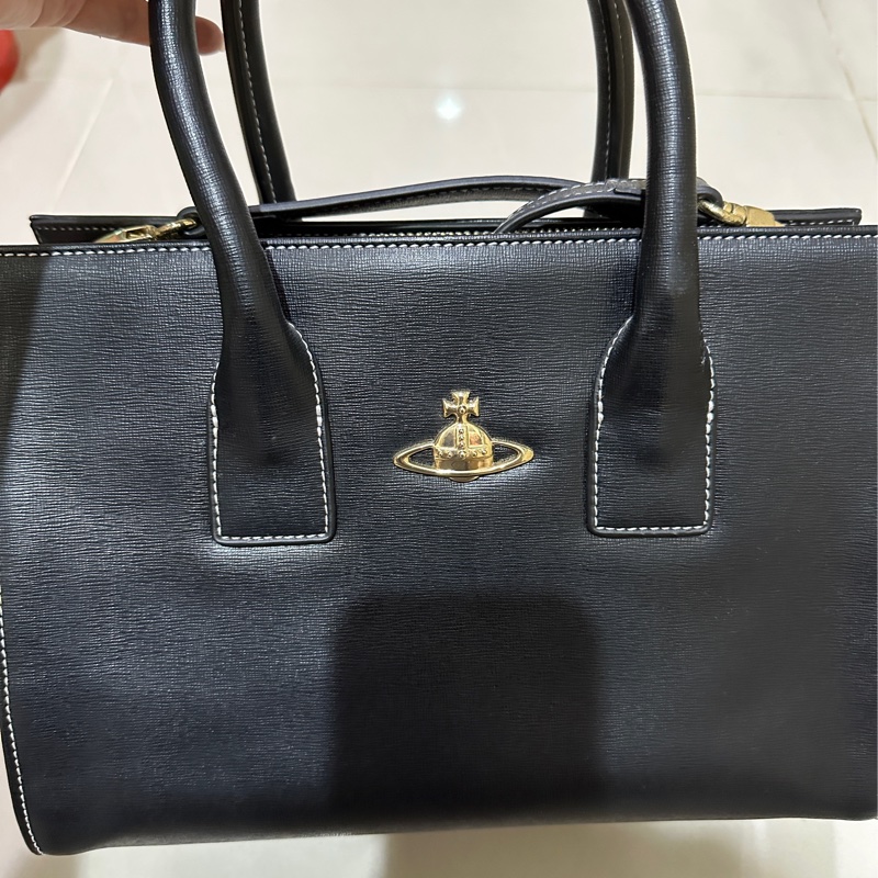 Vivienne Westwood 土星黑色手提肩背包 有瑕疵-0