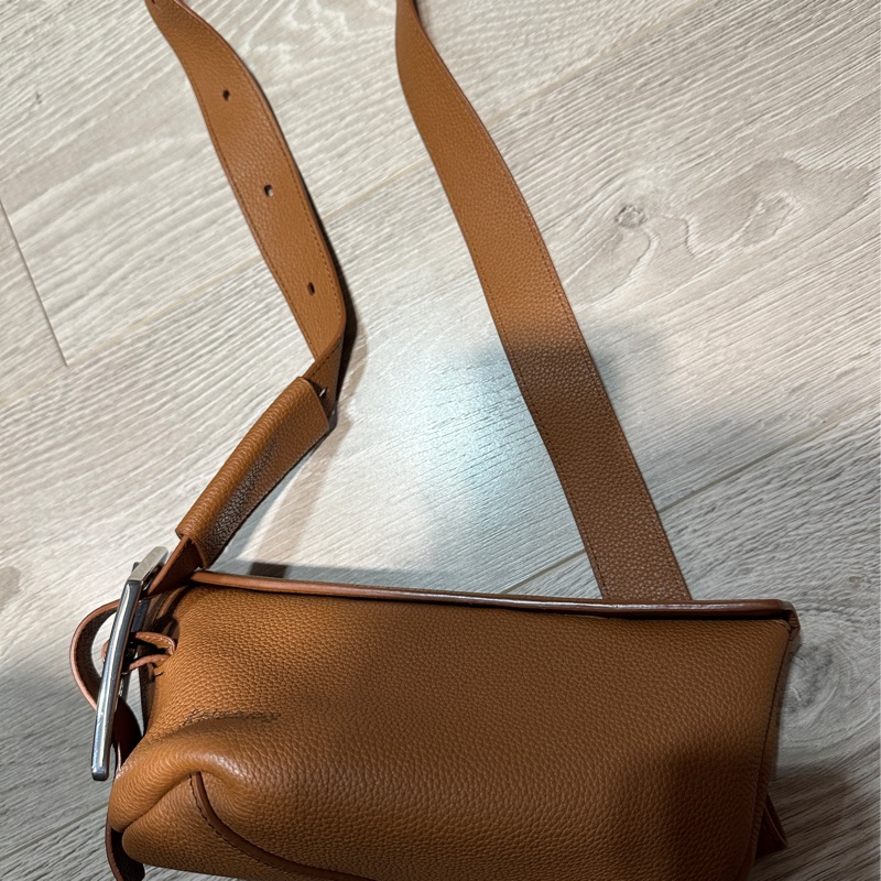 RABEANCO  KEO單肩斜背荔枝紋三角包/牛角包🥐-小(深駝)-2