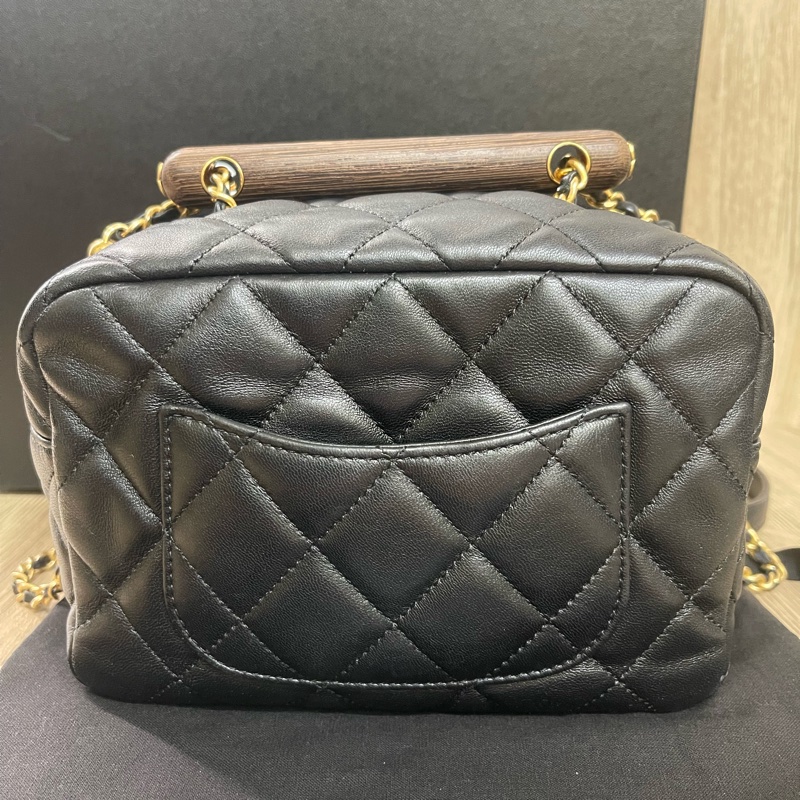 ❣️限時特價❣️（保留中）全新品Chanel木棍相機包(sogo百貨專櫃購入配件齊全）-11