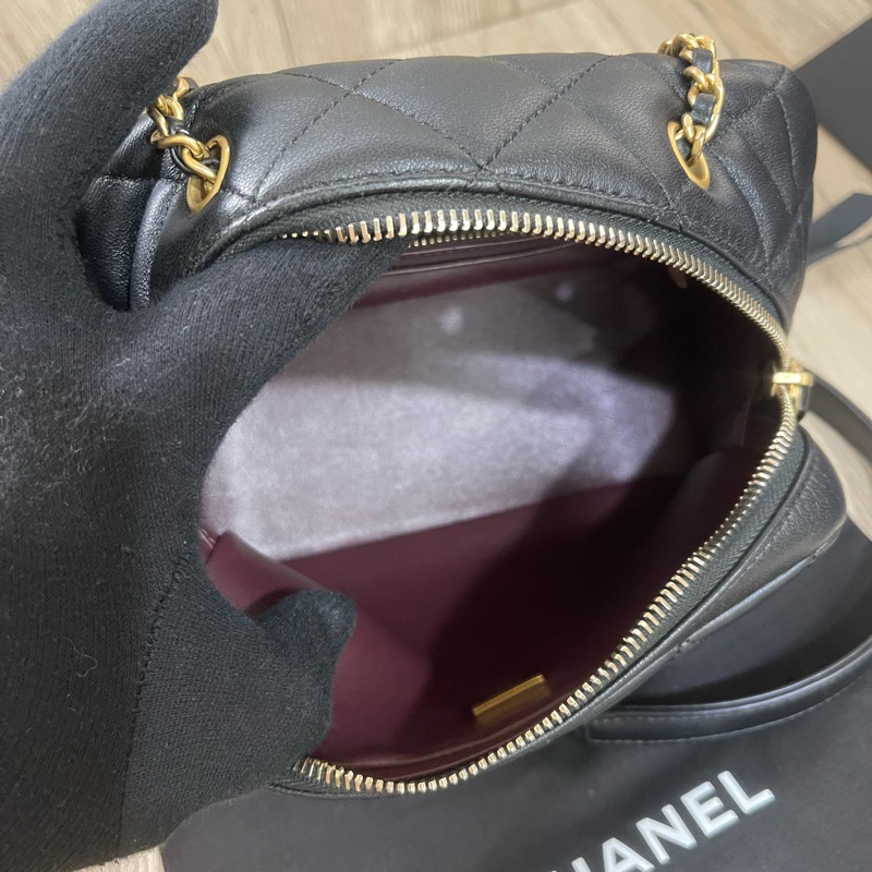 ❣️限時特價❣️（保留中）全新品Chanel木棍相機包(sogo百貨專櫃購入配件齊全）-14